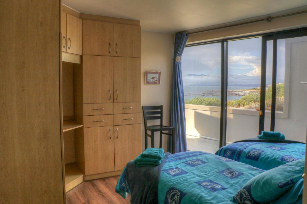 Royal Albatros Apartment Gansbaai Ngoại thất bức ảnh